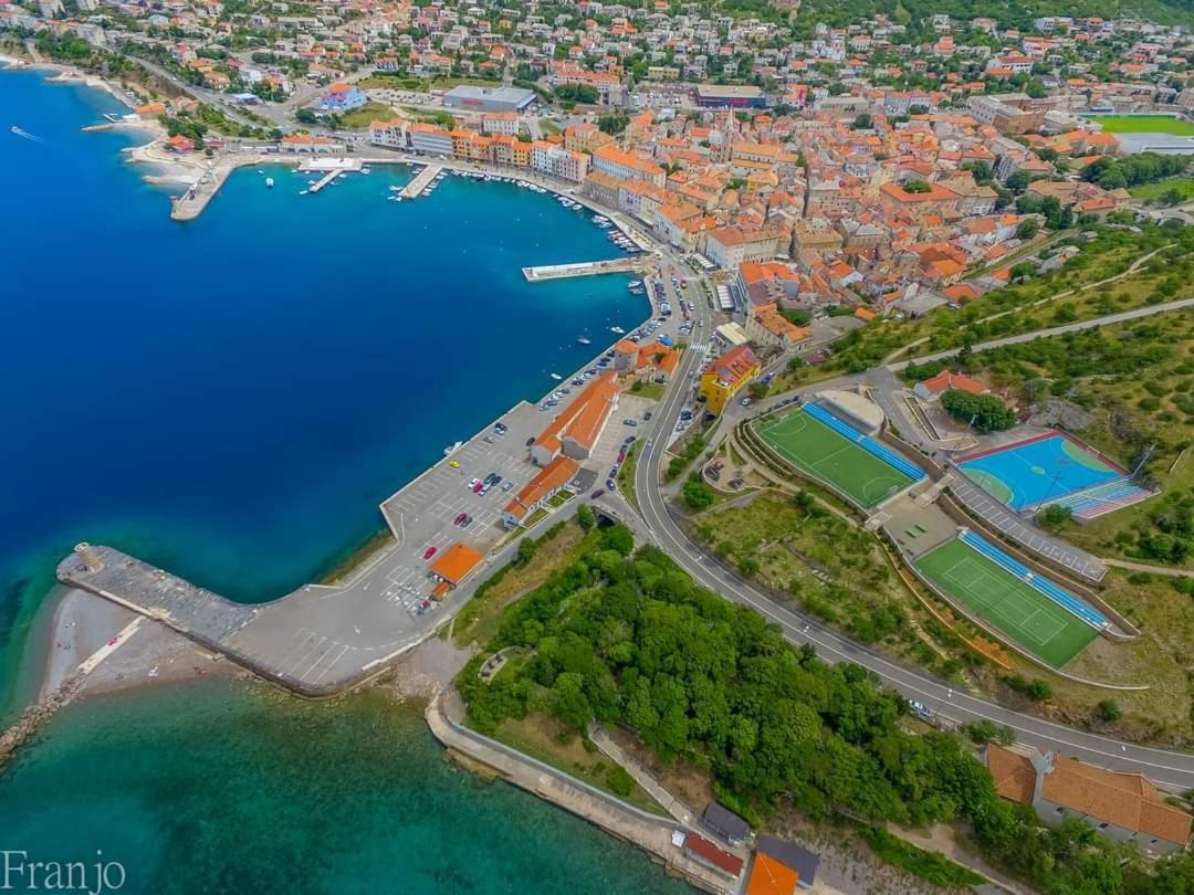 Apartman Pod Nehajem Apartman Zengg Kültér fotó